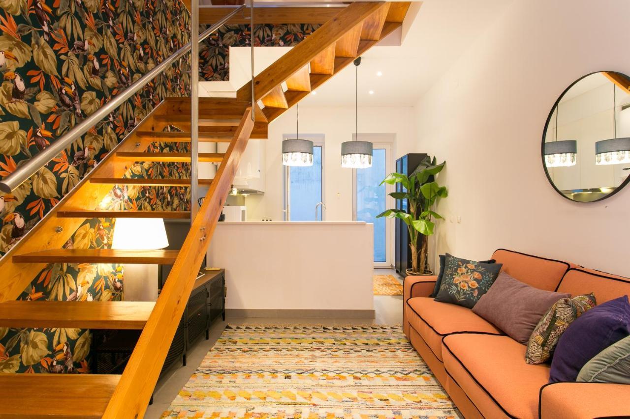 Beautiful House With Patio In Heart! Lejlighed Lisboa